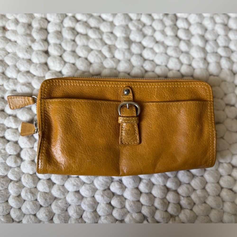 Tano Leather Wallet/Cluth